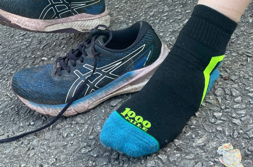 1000 Mile socks running review